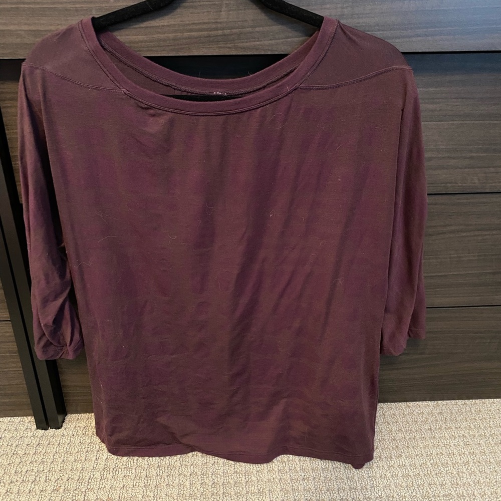 Lululemon top